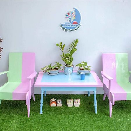 Railway Park Hostel チエンマイ エクステリア 写真
